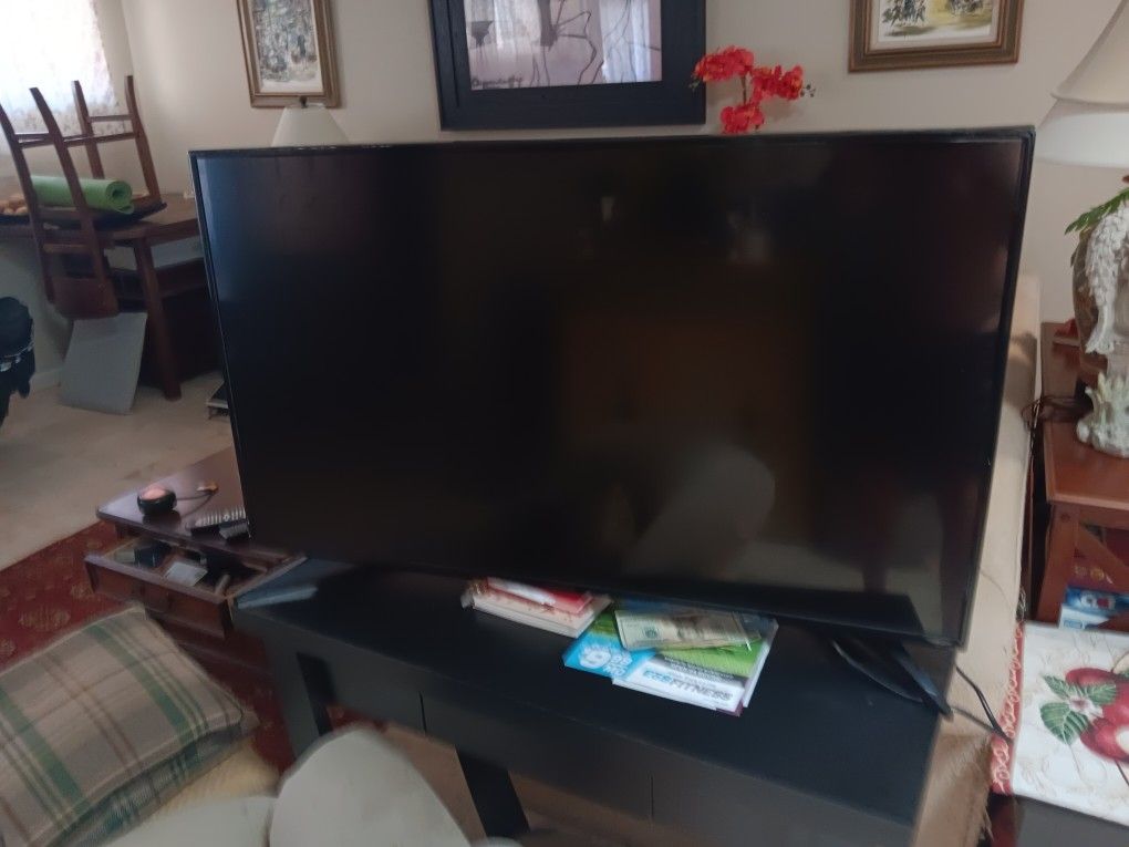 Insignia LED TV