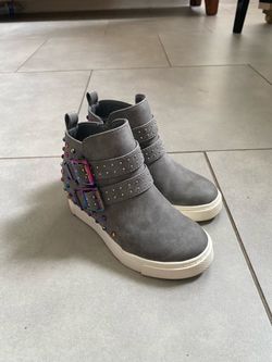 Vince Camuto Little Girls Shoes(Size 11M)