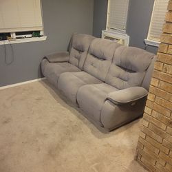 Grey Cloth Couch With Recliners
