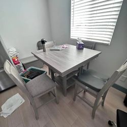 Dining Table Set 