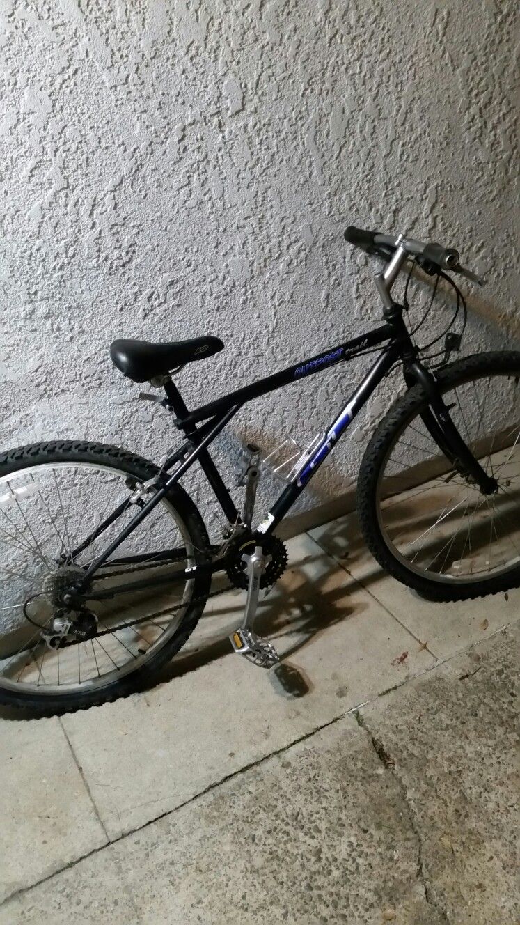 26" GT? Mountian Bike Black ?& Blue