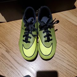 Boys Youth Soccer Cleats