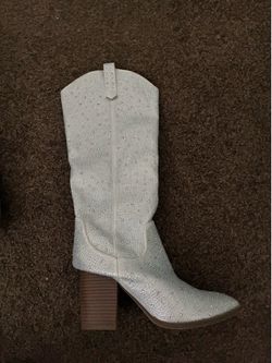 Women’s boots