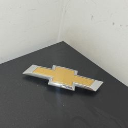 Chevrolet bowtie emblem