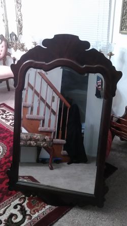 Beautiful large vintage Drexel heritage beveled mirror