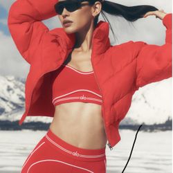 All Yoga Airbrush Set Heart Throb Bra X High-Waist 7/8 Leggings Size S *NEW*