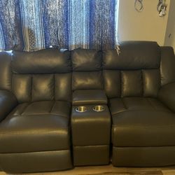 Charcoal Leather Reclining Loveseat 