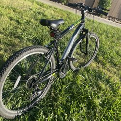 Schwinn High Timber Mountain Bike