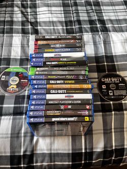 Video game discs ps3, ps4, and xbox 1