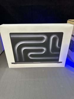 New Apple Macboook Pro 16” M5 Max 48 Ram 2TB SSD Nano Textured Glass