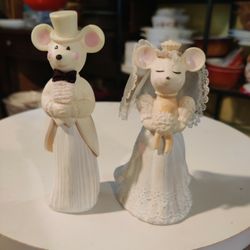 AVON CHURCH MICE BRIDE AND GROOM