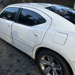 2008 Dodge Charger $1000