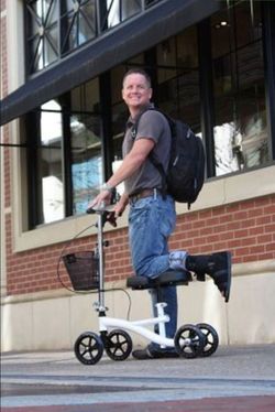 Knee Scooter /Walker Clean•Pristine•~MakeMeAnOffer~
