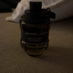 viktor and rolf spicebomb