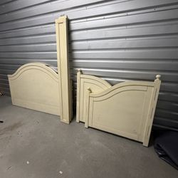 Pottery Barn Trundle Day Bed