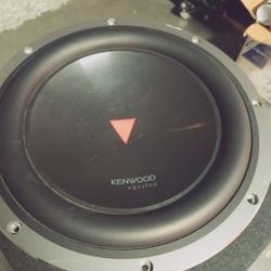 Kenwood excelion KFC-xw1202 DVC old school massive subwoofer. 12-in great condition FREE DELIVERY AND DEMO IN PORTLAND VANCOUVER AREA