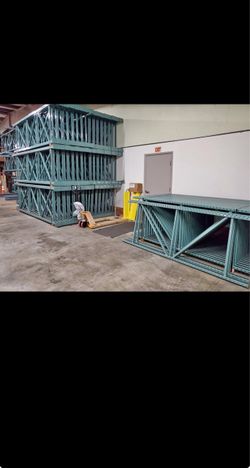 ‼️🔥Used Pallet Racks In Excellent Condition 🔥‼️