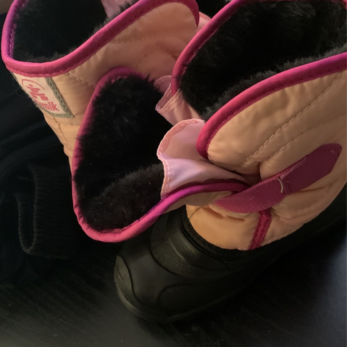 Snow boots - Girls Size 10