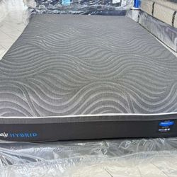 Queen Sizes Mattress Set 