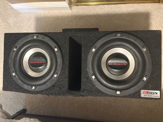 Rockford Fosgate R500X1D 500W Amp + Dual 10" Subs Enclosure (Mounted Setup)
