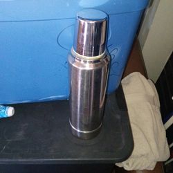 Vintage Stanley vacuume bottle