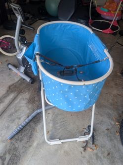 Dog washing station