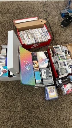 Sports card  selling in bulk