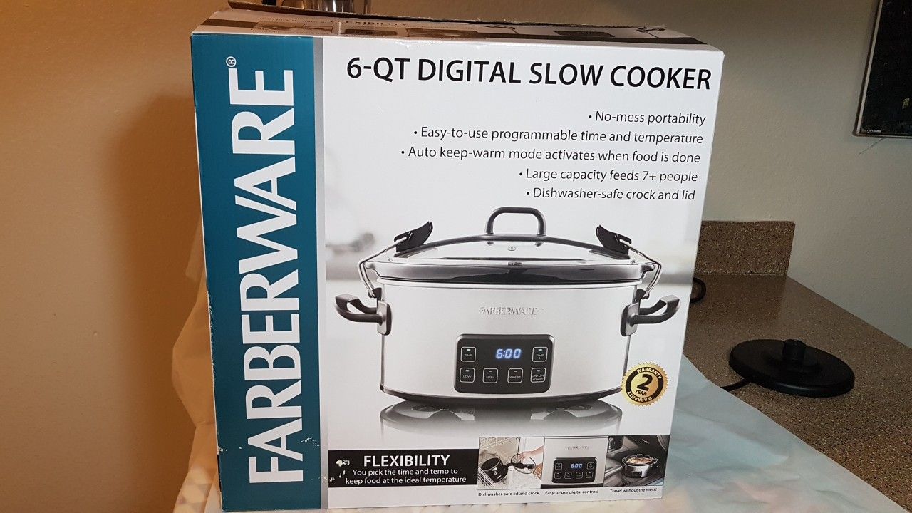 NEW Slow Cooker Farberware 6-Quart Kitchen Sutainless Steel Glass Lid Slow  Cooker for Sale in Seattle, WA - OfferUp