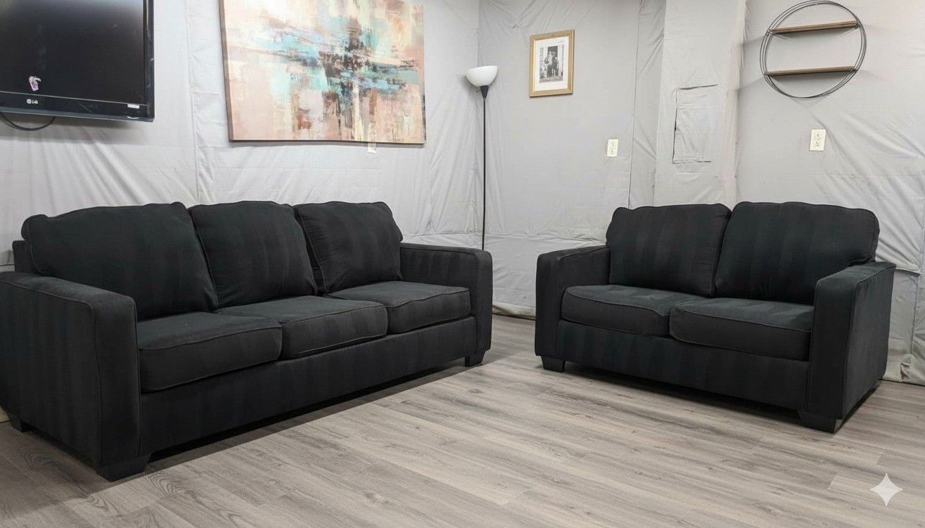 ⭐ Ashley Sofa And Love Seat With Bed Inside Free Delivery