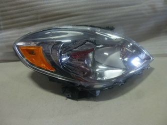 12 13 14 2012 2013 2014 NISSAN VERSA 4 DOOR RIGHT PASSENGER HEADLIGHT HEAD LIGHT LAMP HEADLAMP OEM
