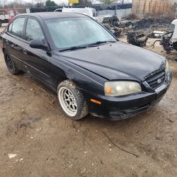 SELLING PARTS ONLY: 2006 HYUNDAI ELANTRA