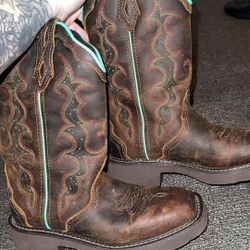 Justin’s Cowgirl Boots 