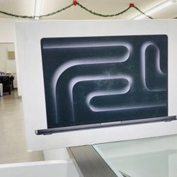 MacBook Pro M3 Pro 18gb Ram 512gb SSD 