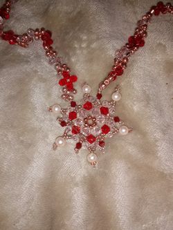 Crystal beaded necklace