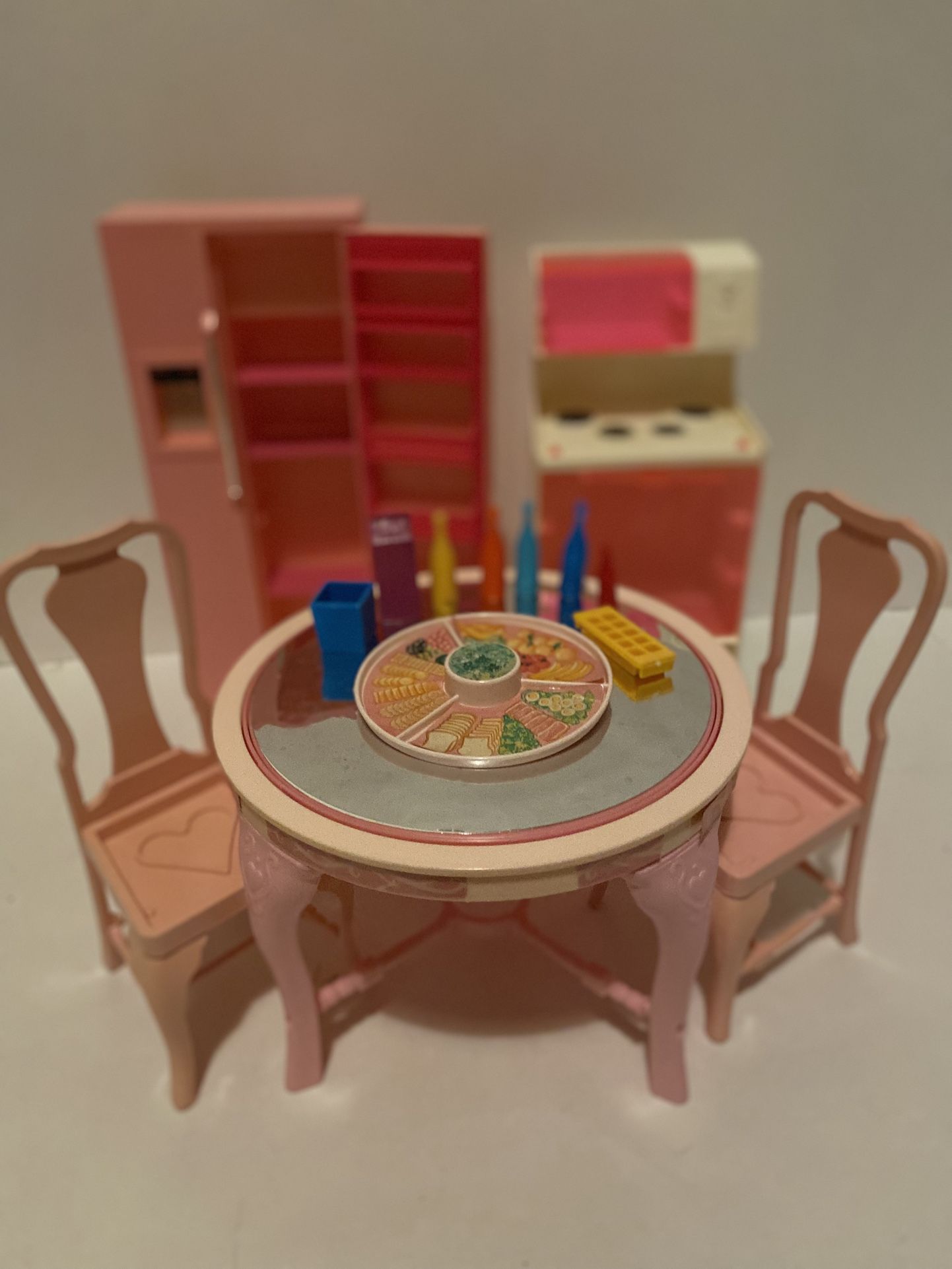 Vintage Pink ‘85 Barbie Dream House Appliances/kitchen