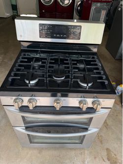 Estufa de gas. Gas stove