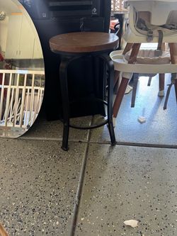 Barstool chair, two of them!