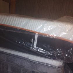 💥💯💥💯 $1200 California King Tempur-pedic Proadapt Firm Mattress $1200 💥💯💥💯