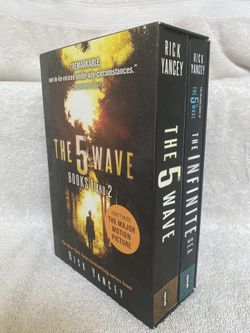 The 5th Wave Books 1 And 2 Box Set By Ricky Yancey