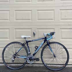 Trek 1.1 Road Bike – 50cm WSD – 16-Speed – Aluminum Frame – 700c Women’s Bicycle