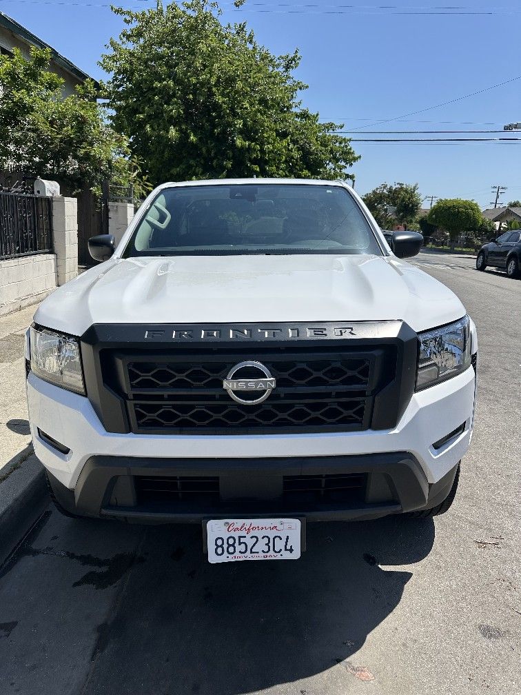2024 Nissan Frontier