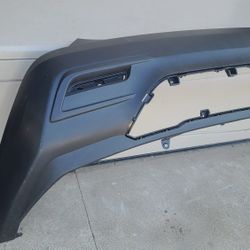 2024 - 2025 TOYOTA HIGHLANDER REAR BUMPER COVER GENUINE USED OEM. Y1