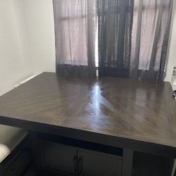 Table and Chairs/Bench