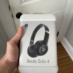 *SEALED Beats SOLO 4’s 