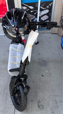 Hiboy U2 Electric Seat Scooter Free Helmet Please Read Description for Details