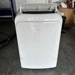 Insignia Portable Air Conditioner - White