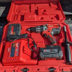 Milwaukee 0726-22 M28 Cordless Lithium-Ion 1/2" Hammer Drill