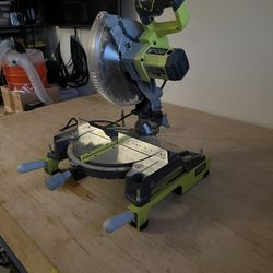 Ryobi 10in Corded Miter Saw And Portable Miter Saw Table. 