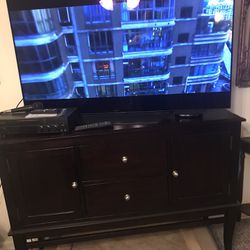 55 Inch OLED Smart TV. L G 
