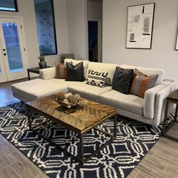 Living Spaces Bonaterra Dove 117” Sectional With Laf Chase 